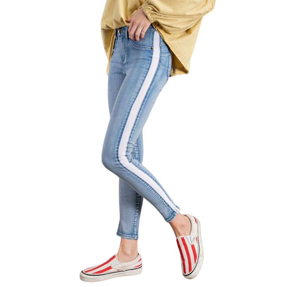 NWT-Women’s Tapered Skinny Stretch Ankle Jeans